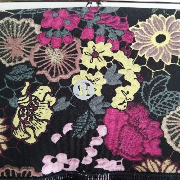 Lululemon Wunder Under High Rise 21" Crop Leggings Floral Fluorolace Multi 4 - Picture 9 of 15